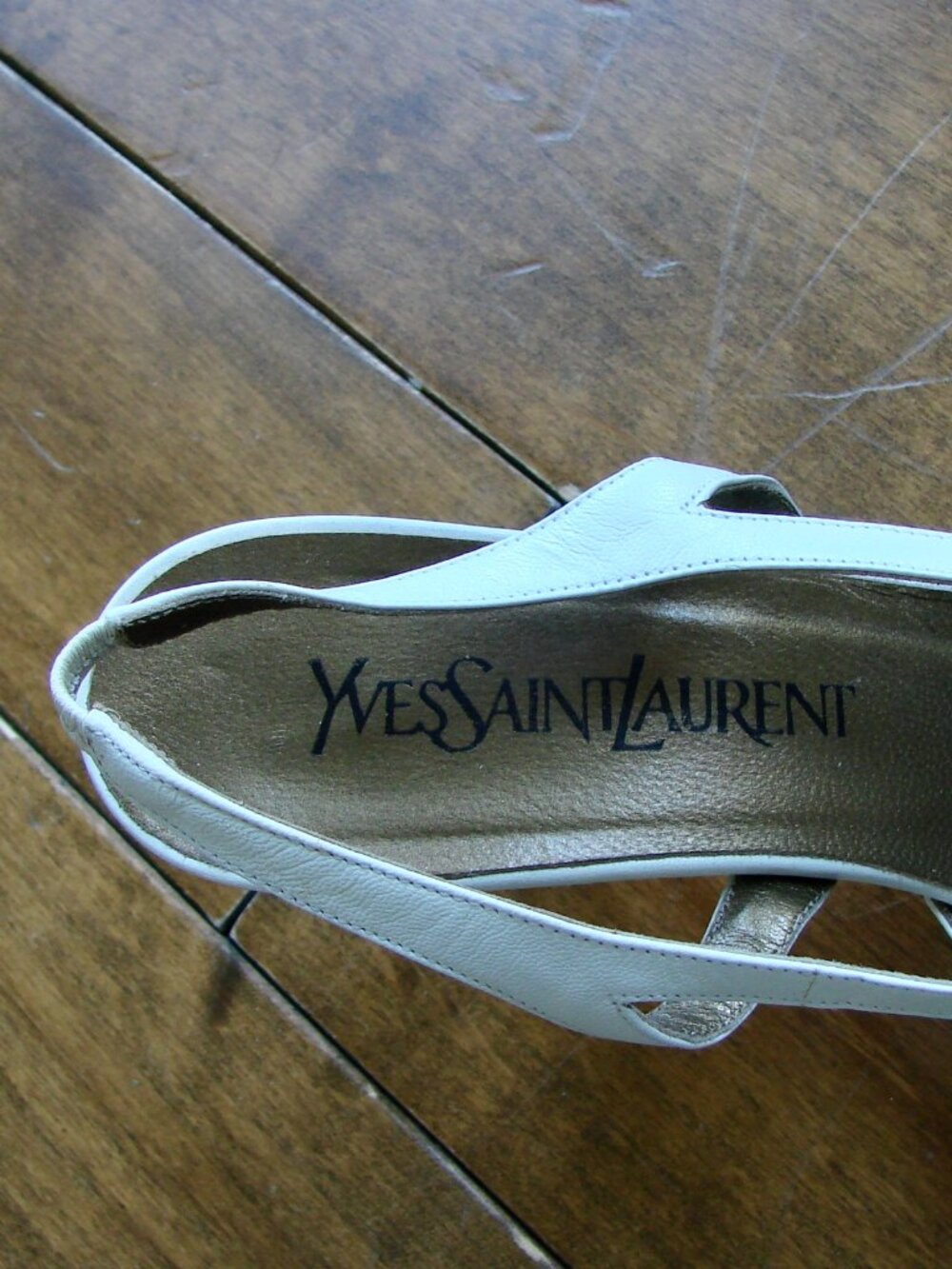 YSL White Slingback Leather Heels Wedding Authentic COA Kitten Heels Vintage 7 - Picture 9 of 13